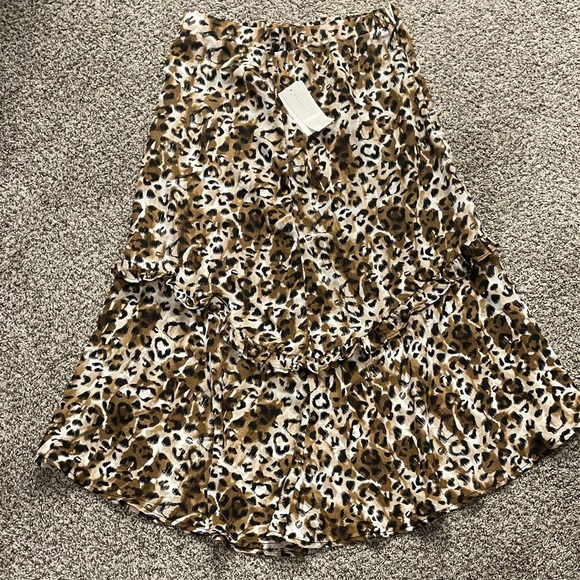 NWT 🛍️ Society & Stitch Skirt | Size S - Picture 1 of 3
